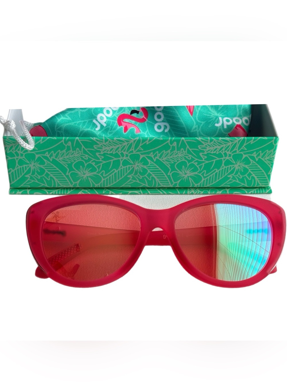 goodr Sand Trap Queen Runway Polarized Sunglasses Pink NIB